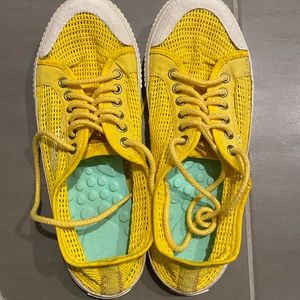 Bright yellow Tretorn mesh sneaker